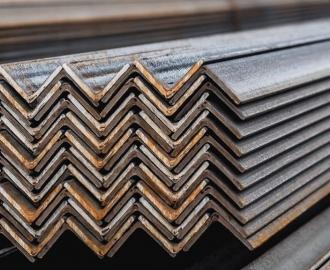 Стальной уголок